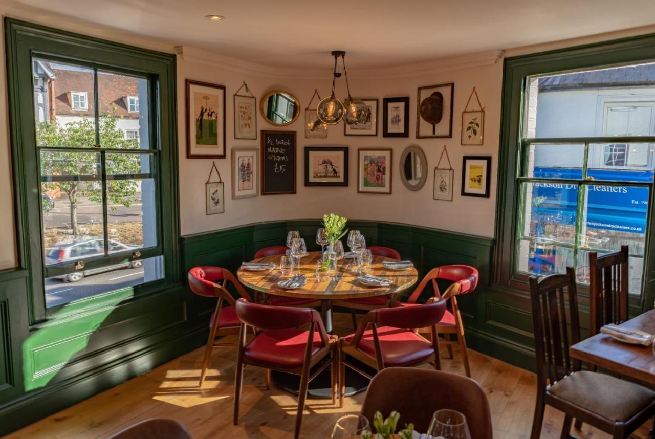 Albert Arms エッシャー エクステリア 写真