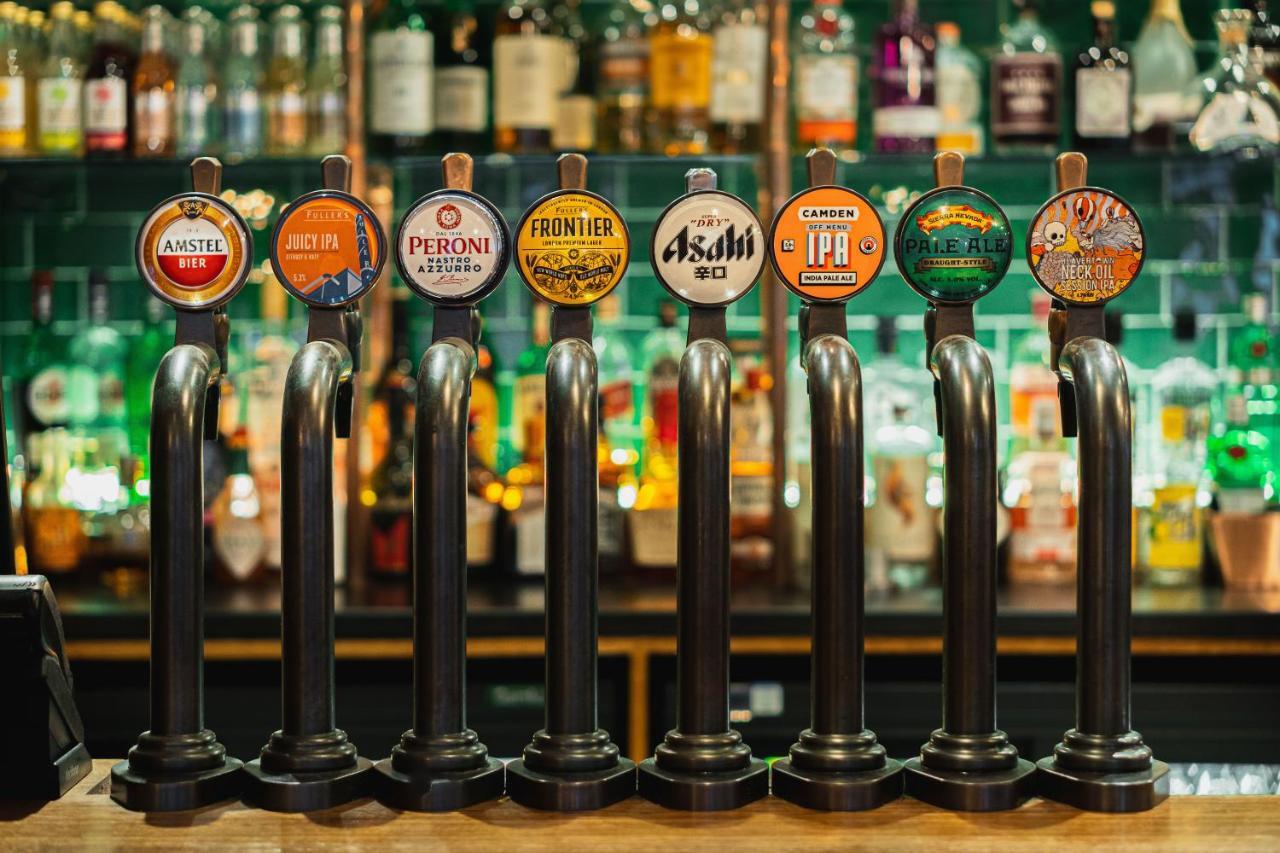 Albert Arms エッシャー エクステリア 写真