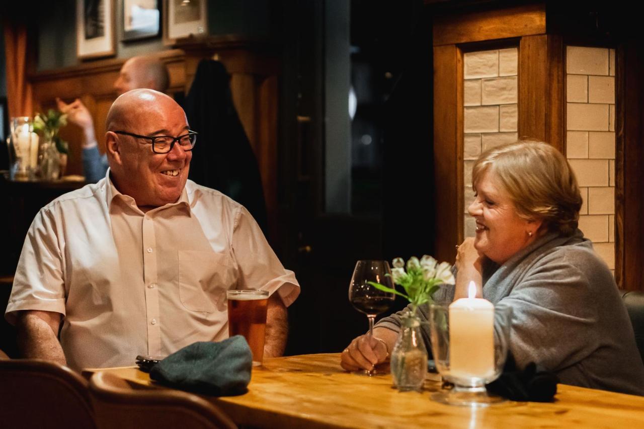 Albert Arms エッシャー エクステリア 写真